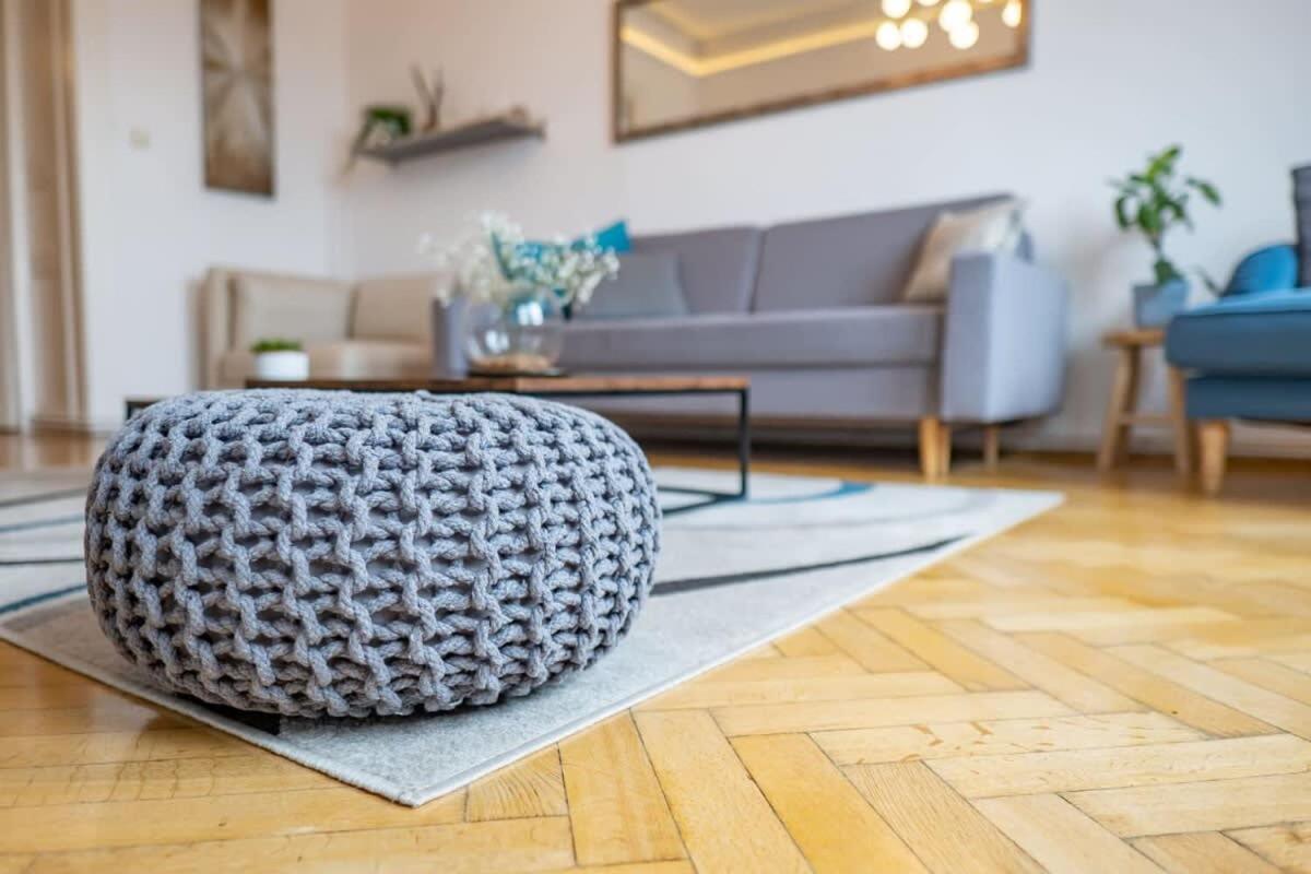 Chic Central Flat With River View Budapest Esterno foto